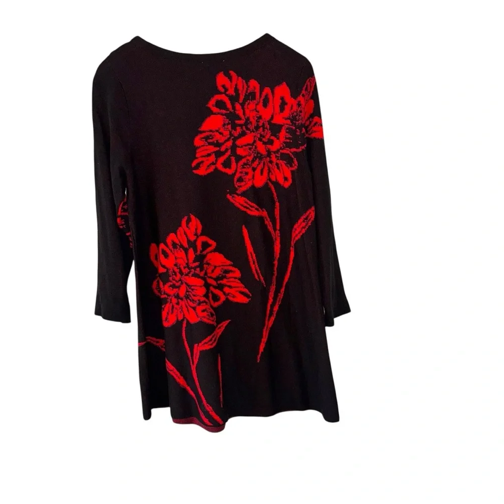 Chico's Womens Black Red Floral Tunic Sweater Pullover Size 2, US L - Picture 5 of 7